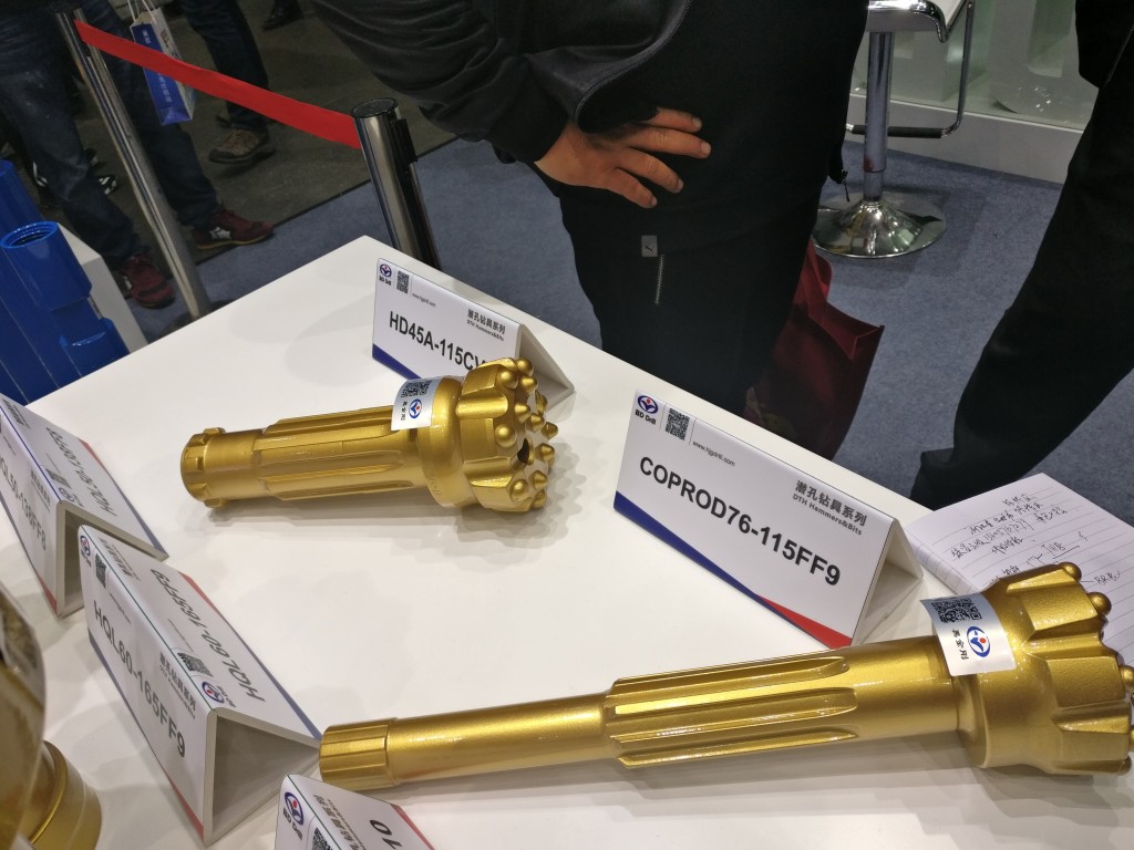 上海宝马展黑金刚钻头1